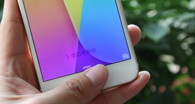 安卓和苹果6的对比分析（探讨安卓和苹果6的性能、设计和用户体验差异）