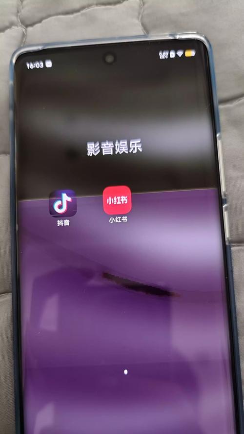 如何操作vivo手机进行强制重启（简单易懂的步骤指南，帮您解决vivo手机意外卡死问题）